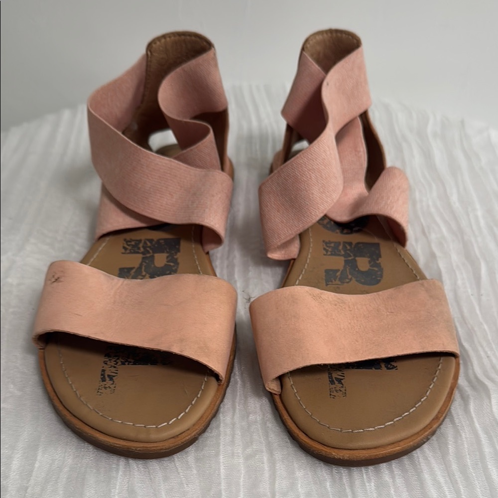 Sorel Women's Pink Ella Sandals